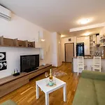 Apartment Tulip 2 Budva