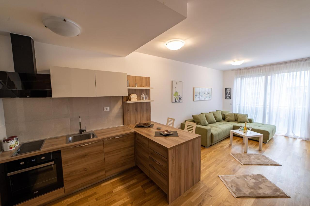 Tulip 2 Apartment Budva